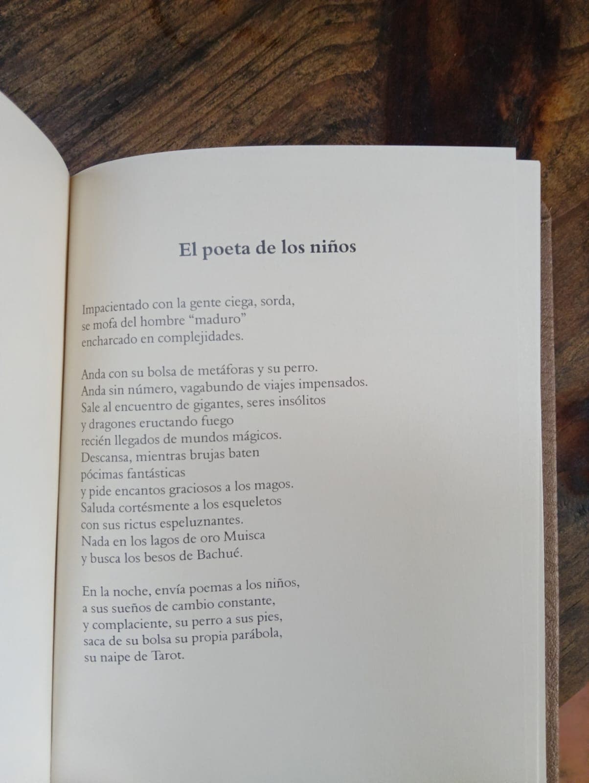Poema sobre niños del libro Tejidos de vida